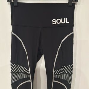 Lululemon Soul Black and White Stripped Leggings
